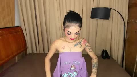 Snapshot of asianprettypetite chatting on 1, 3, 2025 CHESKA online show from 1, 3, 2025