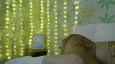 Snapshot of asianshiny chatting on 8, 3, 2025 Alice online show from 8, 3, 2025