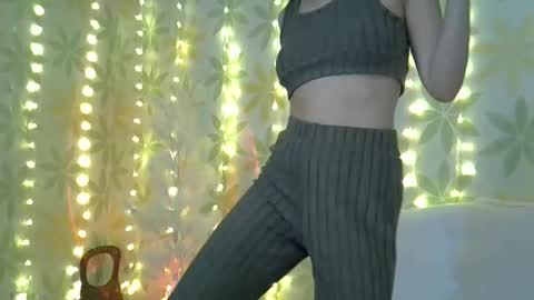 Snapshot of asianshiny chatting on 15, 9, 2025 Alice online show from 15, 9, 2025