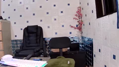 Snapshot of asiantsugar4u chatting on 28, 12, 2024 Trish online show from 28, 12, 2024