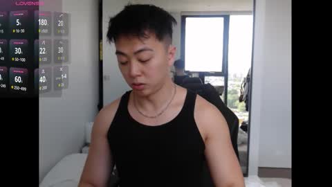 Snapshot of asiantwink_ chatting on 10, 11, 2025 asiantwink online show from 10, 11, 2025