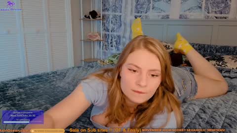 Snapshot of asiri_ocean chatting on 1, 12, 2025 Asiri pronounced Ah-siri Please no nicknames 3 online show from 1, 12, 2025