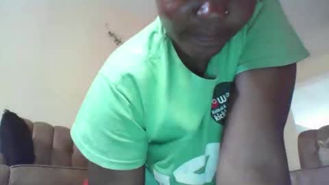 Snapshot of asiya2030 chatting on 6, 10, 2025 asiya2030 online show from 6, 10, 2025