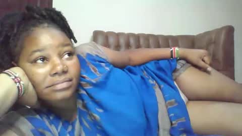 Snapshot of asiya2030 chatting on 7, 10, 2025 asiya2030 online show from 7, 10, 2025