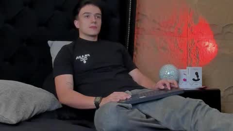 Aslan  online show from 4, 4, 2026