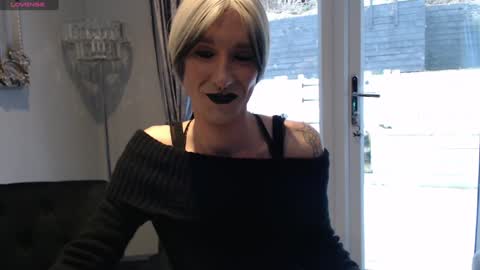 Snapshot of asluttyrose chatting on 13, 1, 2025 asluttyrose online show from 13, 1, 2025
