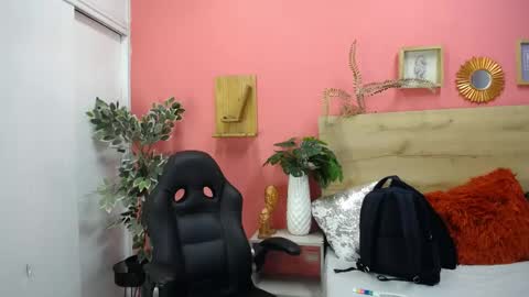 ASLY online show from 14, 4, 2026