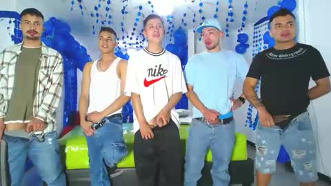 Snapshot of asmodeus7100 chatting on 24, 12, 2024 THOMAS AND DAMIAND online show from 24, 12, 2024