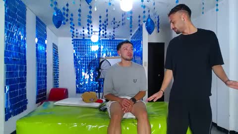 Snapshot of asmodeus7100 chatting on 4, 3, 2025 THOMAS AND DAMIAND online show from 4, 3, 2025