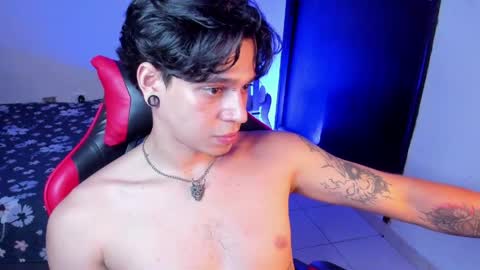 Snapshot of asmodeuszz chatting on 9, 5, 2026 asmodeuszz online show from 9, 5, 2026