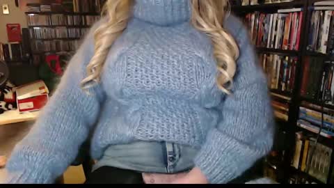 Snapshot of aspen_vale chatting on 17, 2, 2025 Aspen Vale online show from 17, 2, 2025