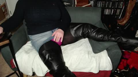 Aspen Vale online show from 28, 3, 2026