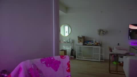iwantaspen online show from 11, 6, 2026