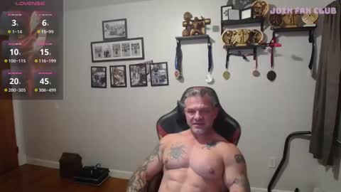 Ass Chaser online show from 10, 9, 2025