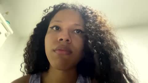 assiavilla1 online show from 24, 2, 2025