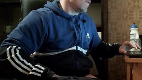 Snapshot of asterion51 chatting on 18, 12, 2025 asterion51 online show from 18, 12, 2025