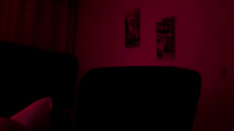 Snapshot of astonhills chatting on 28, 9, 2025 astonhills online show from 28, 9, 2025