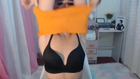 Anna online show from 29, 1, 2025