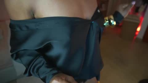 Snapshot of astrea_1 chatting on 12, 9, 2025 Astrea online show from 12, 9, 2025