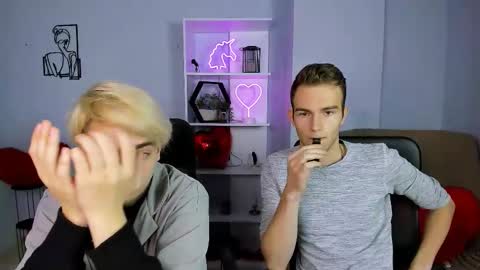 Snapshot of astren_villo chatting on 15, 11, 2025 astren online show from 15, 11, 2025