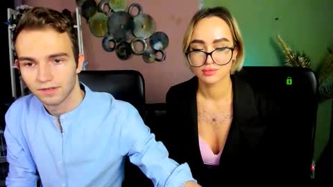 Snapshot of astren_villo chatting on 27, 11, 2025 astren online show from 27, 11, 2025