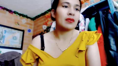 astrid_hauser66 online show from 28, 11, 2025