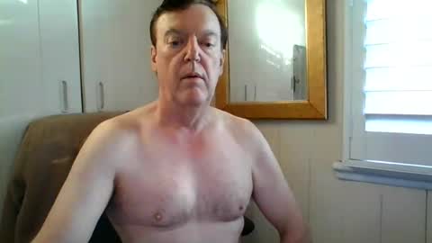 Snapshot of astute008 chatting on 10, 7, 2026 astute008 online show from 10, 7, 2026