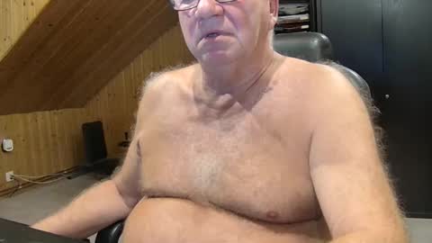 asusandy online show from 10, 9, 2025