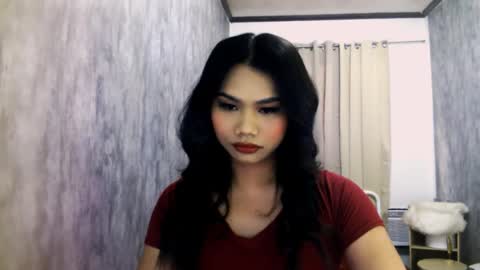 atashakendall online show from 13, 4, 2026