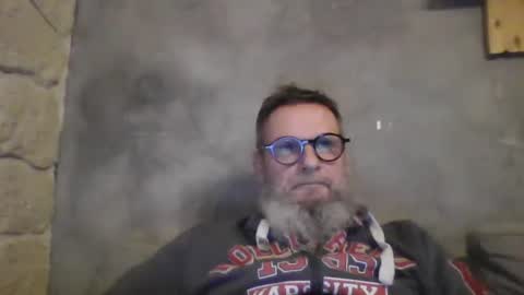 Snapshot of atatanka chatting on 4, 1, 2025 atatanka online show from 4, 1, 2025