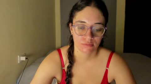 Snapshot of atenas__05 chatting on 1, 7, 2026 atenas online show from 1, 7, 2026
