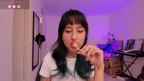 Snapshot of atenea_dragon__ chatting on 20, 6, 2026 Atenea online show from 20, 6, 2026