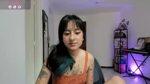 Snapshot of atenea_dragon__ chatting on 7, 7, 2026 Atenea online show from 7, 7, 2026