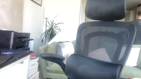 Snapshot of atlanticthunder chatting on 30, 11, 2025 Rick online show from 30, 11, 2025