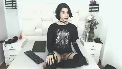 Snapshot of atley_dolly_ chatting on 16, 9, 2025 ATLEY online show from 16, 9, 2025