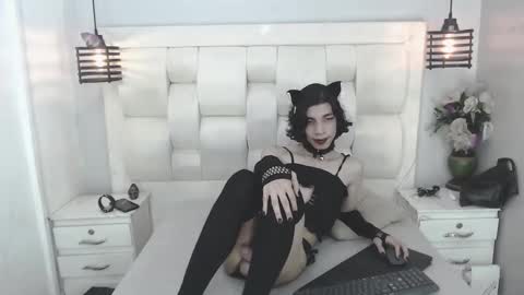 Snapshot of atley_dolly_ chatting on 22, 9, 2025 ATLEY online show from 22, 9, 2025