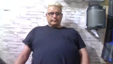 Snapshot of atr2424 chatting on 11, 2, 2025 A online show from 11, 2, 2025