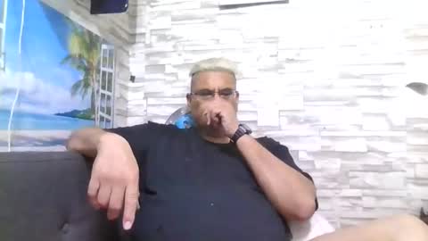 A online show from 26, 11, 2025