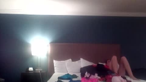 Snapshot of atreatforyou_86 chatting on 21, 12, 2025 atreatforyou_86 online show from 21, 12, 2025