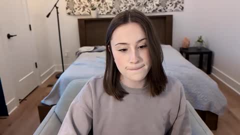 Snapshot of audreyjones03 chatting on 14, 1, 2025 Miss Audrey online show from 14, 1, 2025