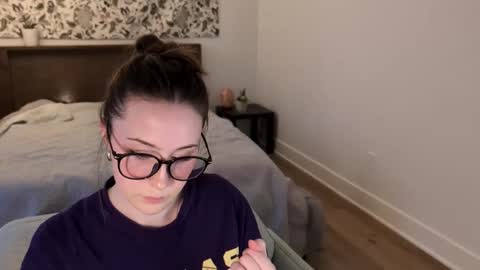 Snapshot of audreyjones03 chatting on 24, 2, 2025 Miss Audrey online show from 24, 2, 2025