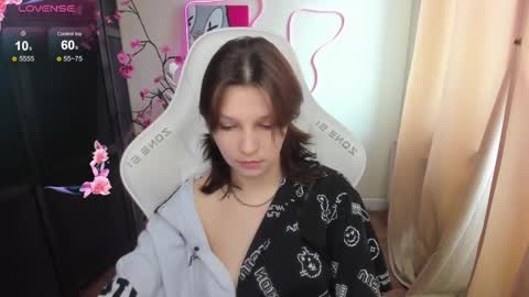 Snapshot of audreyykim chatting on 18, 4, 2026 Audrey online show from 18, 4, 2026