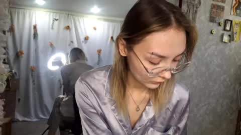 Snapshot of augustablakeway chatting on 20, 11, 2025 Kira online show from 20, 11, 2025