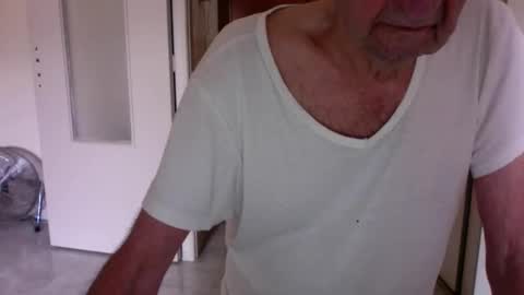 auguste688483 online show from 21, 3, 2026