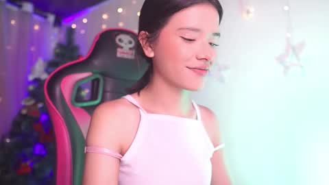 aura_rouss online show from 16, 12, 2025