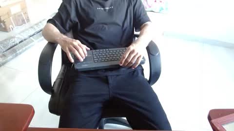 Aureliano online show from 24, 2, 2026