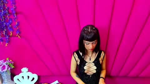 Snapshot of aurora18palmer chatting on 4, 12, 2024 aurora online show from 4, 12, 2024