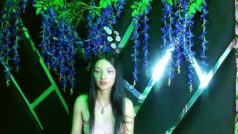 Snapshot of aurora18palmer chatting on 11, 9, 2025 aurora online show from 11, 9, 2025