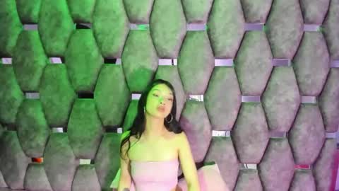 Snapshot of aurora18palmer chatting on 15, 12, 2025 aurora online show from 15, 12, 2025