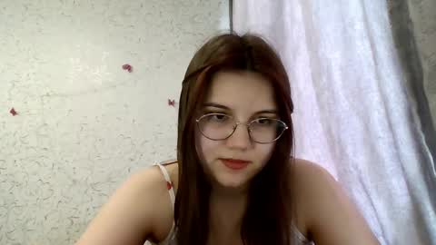 Snapshot of aurora_breeze chatting on 28, 4, 2026 Kiara Xanthe online show from 28, 4, 2026